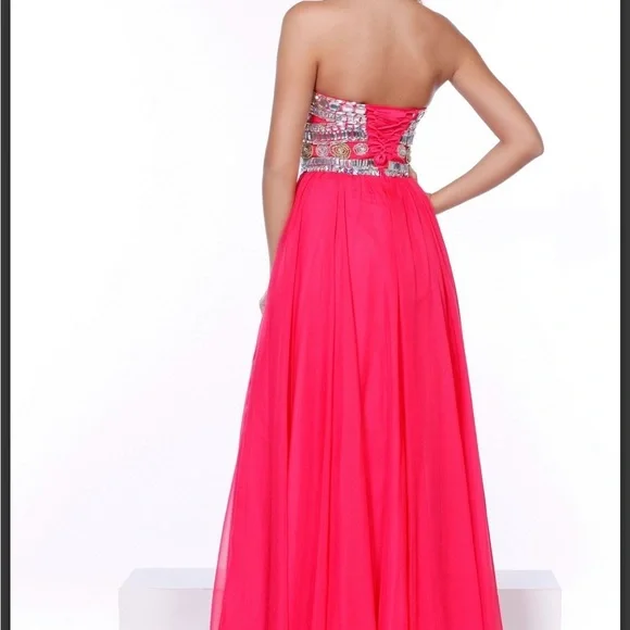This beautiful formal dress is baby pink and a size extra small! - Picture 4 of 6